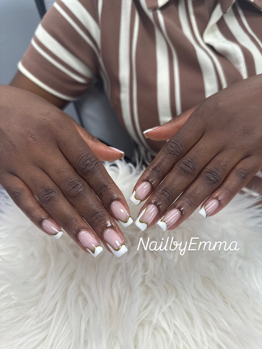 Chic Manicure
